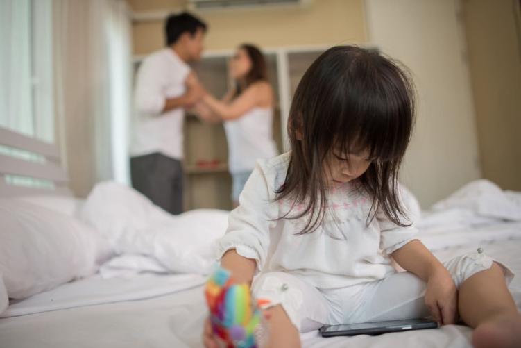 KETENTUAN HAK ASUH ANAK SETELAH PERCERAIAN DAN CARA PENGAJUANNYA DI PENGADILAN 